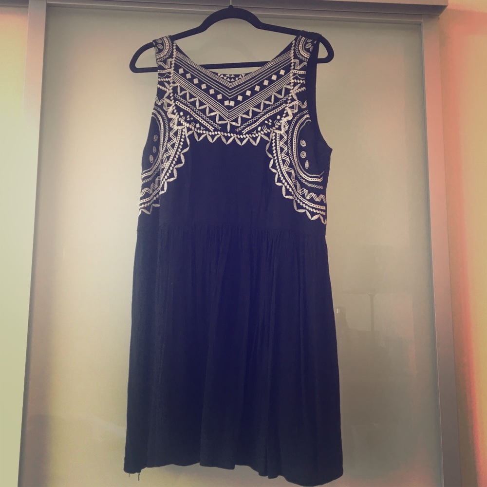 Cute sleeveless dress